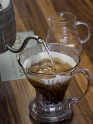 Domácí degustace kávy s pražírnou DOUBLESHOT + 5 druhů špičkové kávy + sada na přípravu kávy