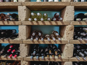Domácí degustace vín – Vína z vinic Pierra Richarda a Gérarda Depardieu + bedna šesti druhů vína
