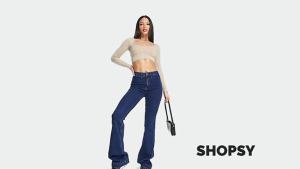 Foto: módní džíny pro podzim 2023