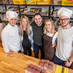 Domácí degustace čokolády s čokoládovnou Janek + krabice osmi čokolád a oříškového krému