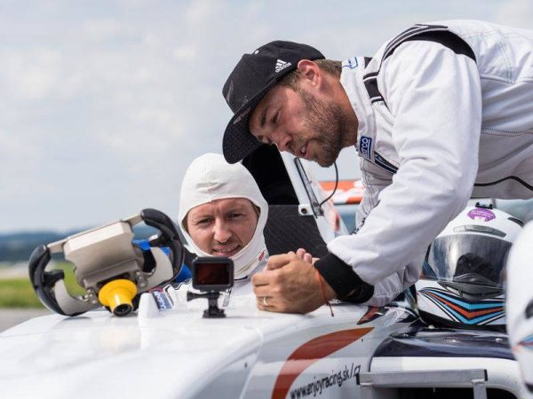 Jízda v Ariel Atom a formuli F4 na okruhu - Obrázek 4