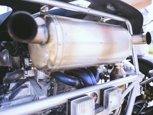 Jízda v Ariel Atom na okruhu - Obrázek 4