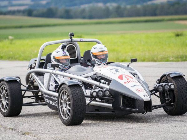 Jízda v Ariel Atom na okruhu - Obrázek 6