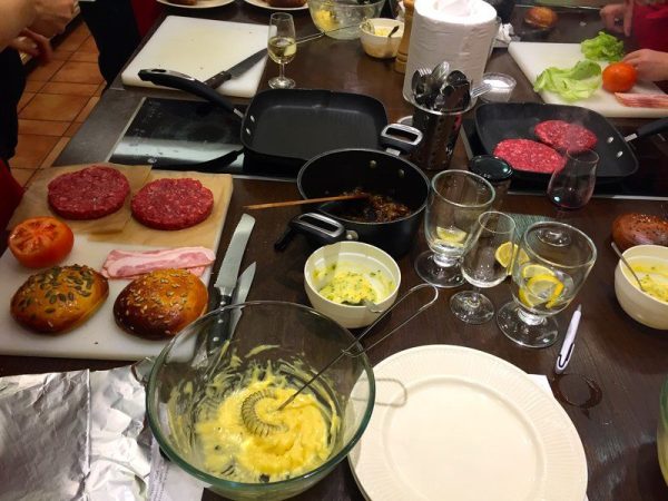 Kurz masa a steaky - argentinské steaky, Rib eye steaky, hovězí či tatarák