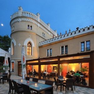 Odpočinek na zámku Chateau St. Havel pro dva — 2× noc v Deluxe pokoji + relax ve vířivce nebo sauně